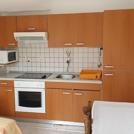 Apartments Dora Banjol Екстериор снимка