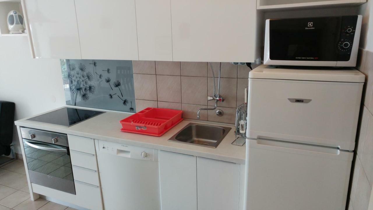 Apartments Dora Banjol Екстериор снимка