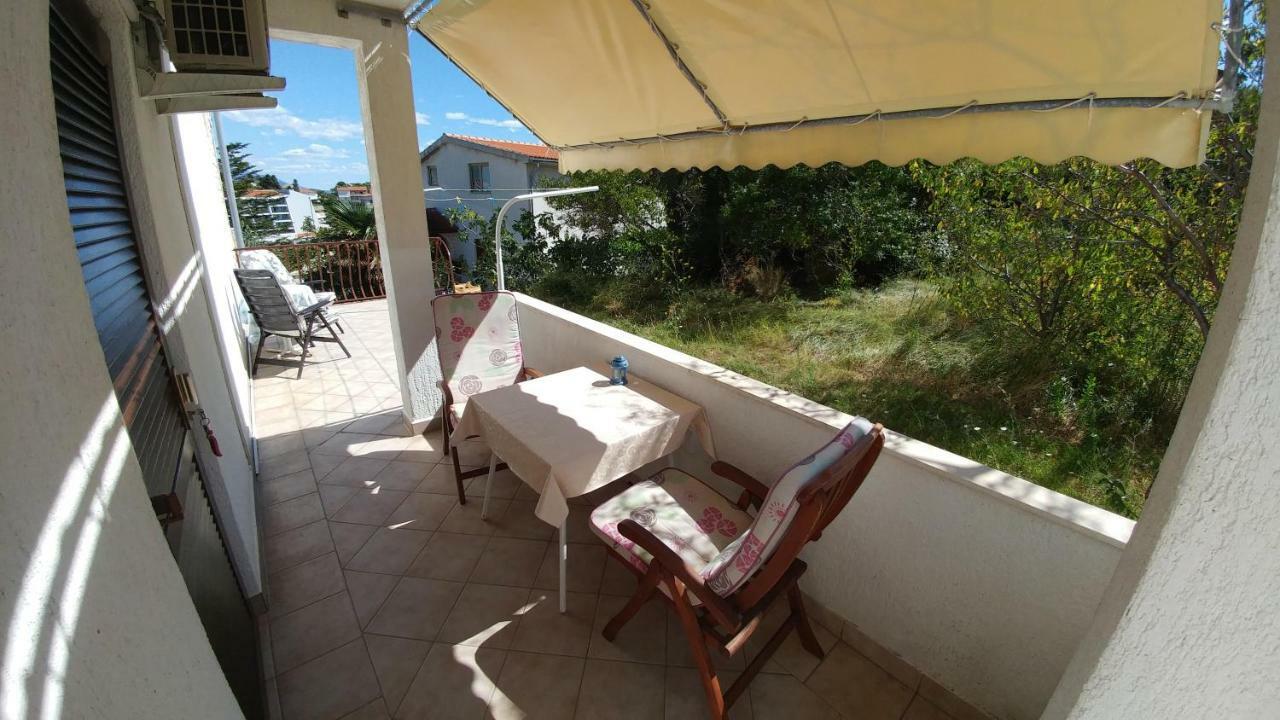Apartments Dora Banjol Екстериор снимка