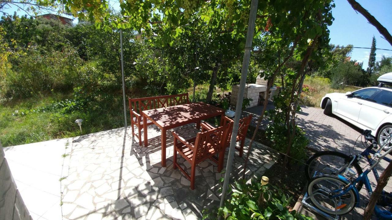 Apartments Dora Banjol Екстериор снимка
