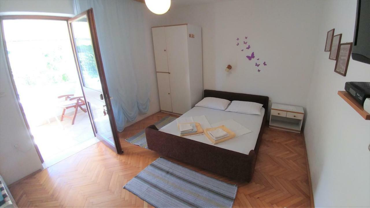 Apartments Dora Banjol Екстериор снимка